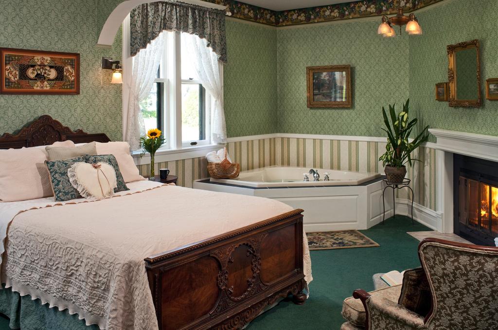Old Rittenhouse Inn ベイフィールド 部屋 写真