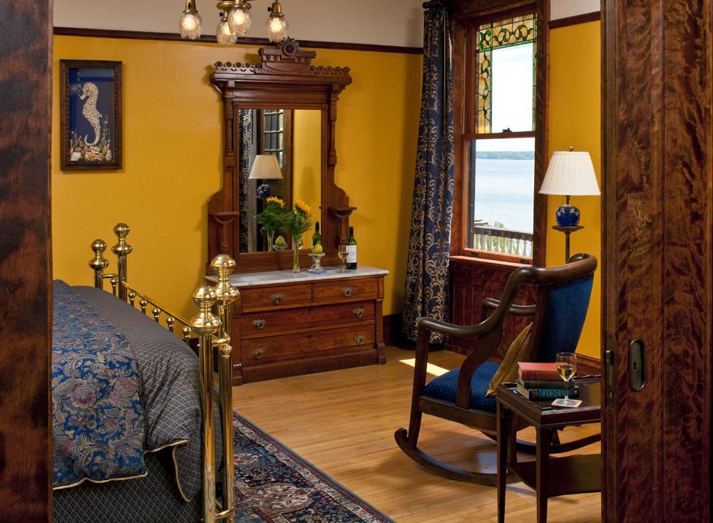 Old Rittenhouse Inn ベイフィールド エクステリア 写真
